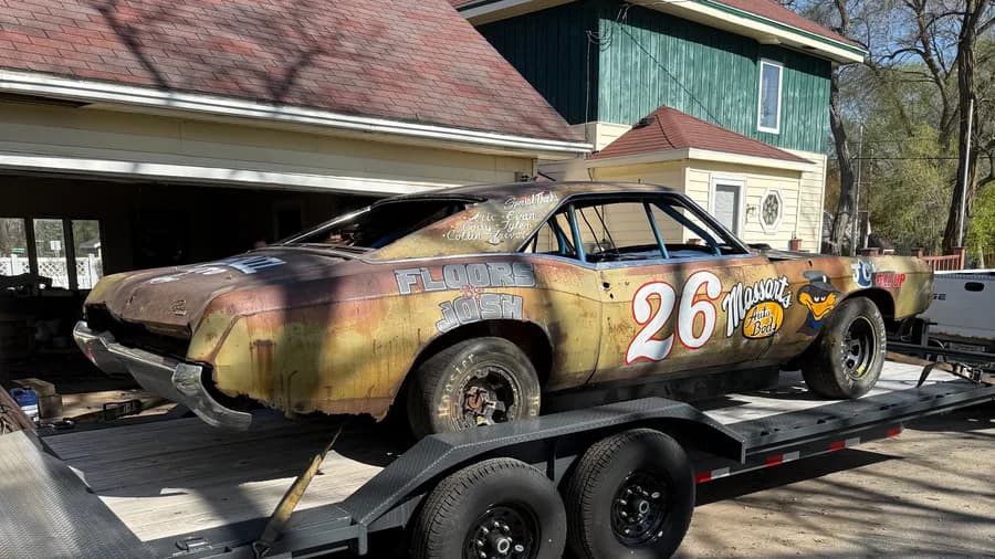 Dillons garage garage photo